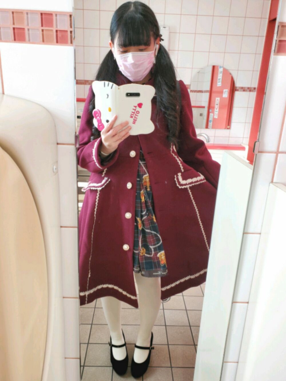 「買い物、クリスマス、ガーリー、アクシーズ、アンクルージュ」｜「Ank Rougeのアイテム（ジャンパースカート、ブルー系）」を使った、ありすさん（レディース・159cm）の冬コーディネートの1枚目の写真