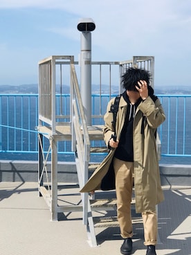 「グラミチ」｜「アイテム（ステンカラーコート）」を使った、べーさんさん（メンズ・173cm）の秋コーディネート