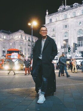 「TOPMAN（トップマン）のアイテム（スウェット）」を使った、Kevin Chong さん（メンズ・168cm）の冬コーディネート