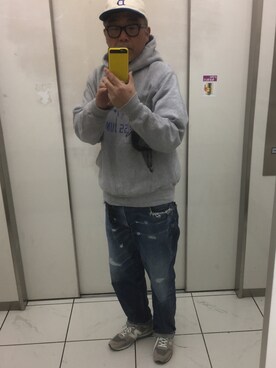 「チャンピオン パーカー」｜「アイテム（帽子）」を使った、Seiichiroさん（メンズ・180cm）の春コーディネート
