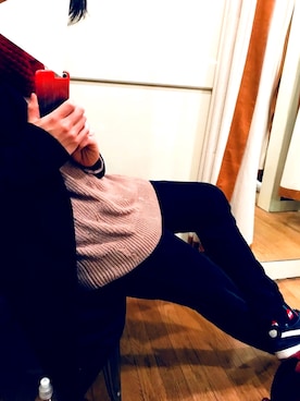 「red」｜「アイテム（チェスターコート）」を使った、Konatsuさん（メンズ・183cm）の秋コーディネート