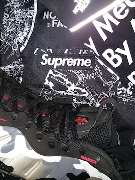 「Supreme （シュプリーム）のアイテム（手袋）」を使った、だいきんまんさん（メンズ・173cm）の冬コーディネート