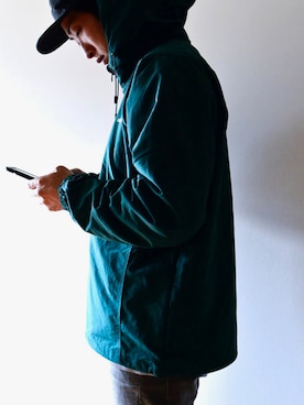 「アイテム（ナイロンジャケット、グリーン系）」を使った、carbonicさん（メンズ・177cm）の春コーディネート