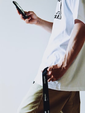 「アイテム（キーケース/キーアクセサリー）」を使った、carbonicさん（メンズ・177cm）の夏コーディネート