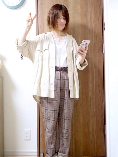   tomomi使用「w closet（麻レーヨン開襟シャツはおり）」的時尚穿搭