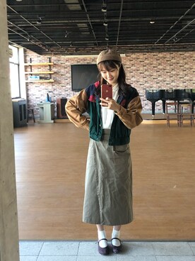 「Lara Flamingo（ララフラミンゴ）のアイテム」を使った、Chi-ting Yuさん（レディース・161cm）の秋コーディネート