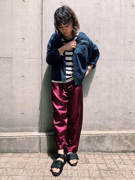 「サテンパンツ」｜「アイテム（その他シューズ）」を使った、yurika   muroiさん（レディース・164cm）の春コーディネート
