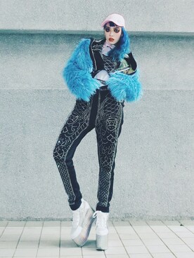 「faux fur」｜「アイテム（ジャケット/アウター）」を使った、WEDNESDAYさん（レディース・163cm）の春コーディネート