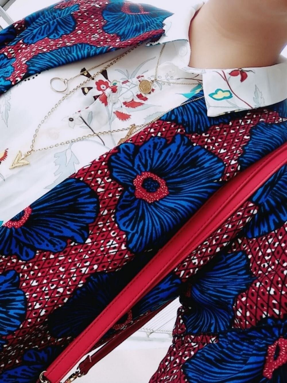 「柄シャツ、柄×柄」｜「H&Mのアイテム（ジャケット/アウター、その他）」を使った、asmrsさん（レディース・158cm）の秋コーディネートの1枚目の写真