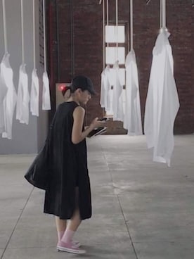 「TRAN泉（トラン）のアイテム」を使った、安王さん（レディース・166cm）の夏コーディネート