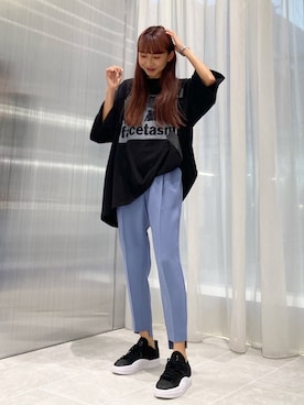 「アイテム（スニーカー）」を使った、Chikaさん（レディース・161cm）の春コーディネート