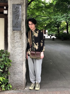 「DRIES VAN NOTEN（ドリスヴァンノッテン）のアイテム（バッグ）」を使った、KSKさん（メンズ・172cm）の春コーディネート
