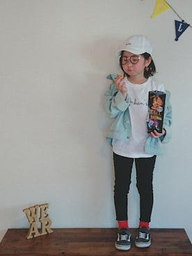 「ロゴシャツ」｜ひまひなふわさん（キッズ・125cm）の春コーディネート