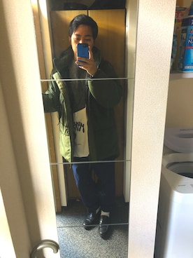 「HOLLYWOOD RANCH MARKET（ハリウッドランチマーケット）のアイテム（トートバッグ）」を使った、めーたんさん（メンズ・174cm）の冬コーディネート