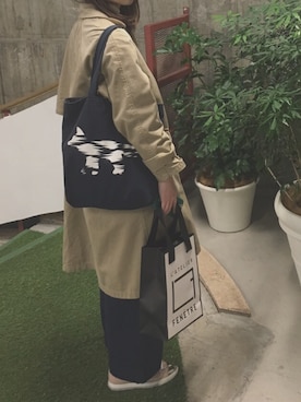 「miu miu（ミュウミュウ）のアイテム（スニーカー）」を使った、ayunaさん（レディース・153cm）の冬コーディネート