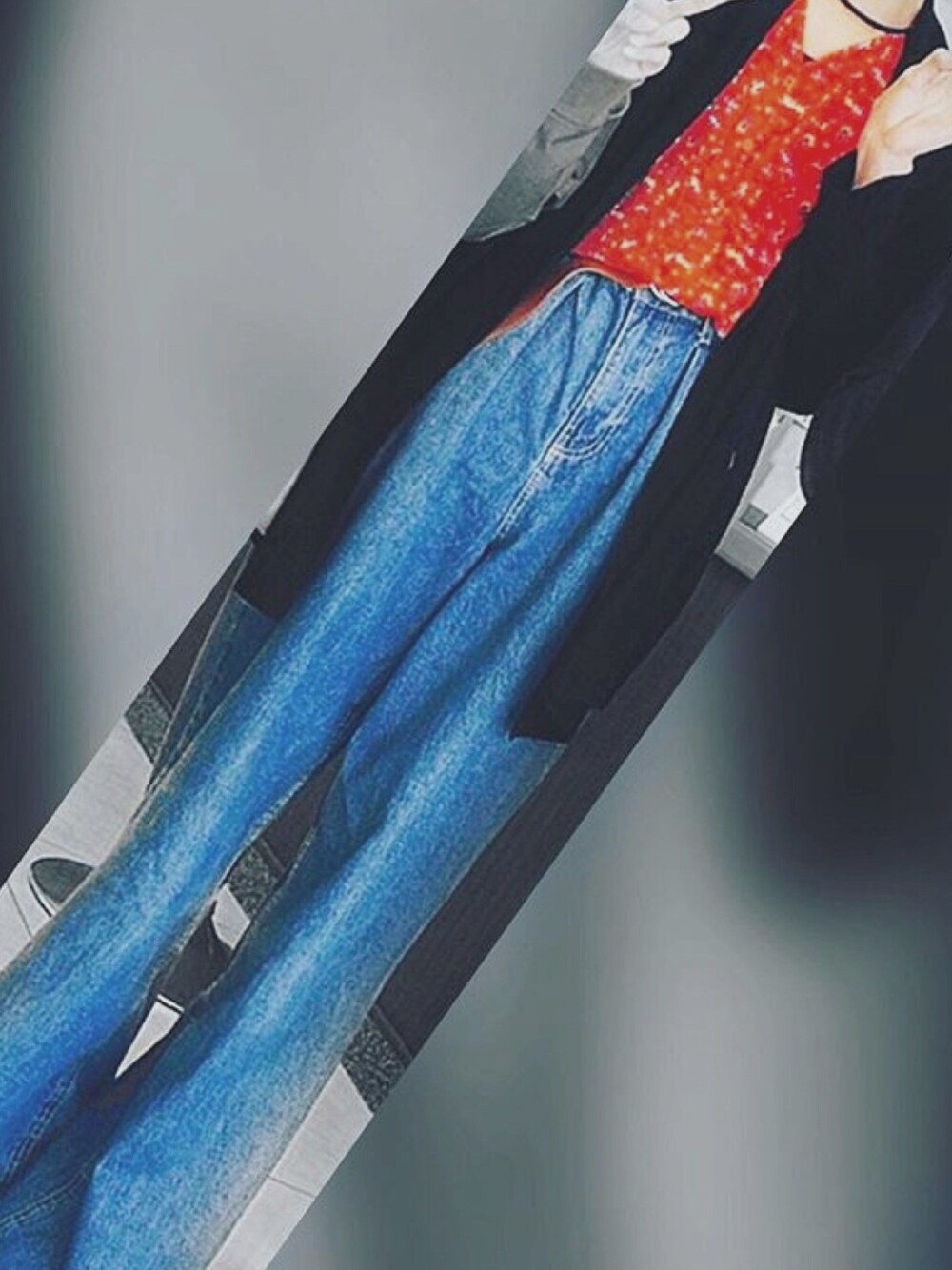 「プチプラコーデ、デニム、花柄、バギーパンツ、ootd、きりっぱなし、おしゃれさんと繋がりたい、春コーデ、長身女子、お出かけコーデ」｜「RETRO GIRLのアイテム（デニムパンツ、ブルー系）」を使った、maaakoさん（レディース・177cm）の春コーディネートの1枚目の写真