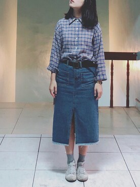 「丹寧」｜「アイテム（デニムスカート）」を使った、ziさん（レディース・157cm）の秋コーディネート