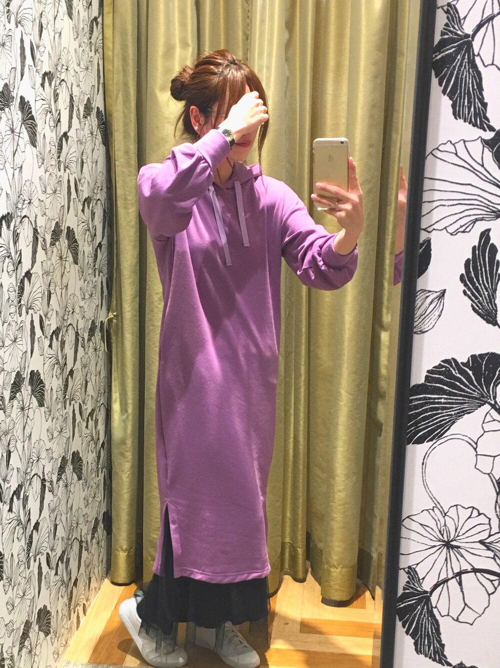「Green　Parksの・LHELBIEウラケパ-カ-ロングワンピース（ワンピース、パープル系）」を使った、ふっじーさん（レディース・164cm）の冬コーディネートの1枚目の写真