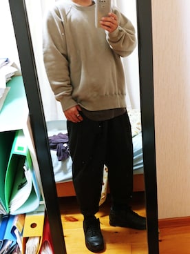 「KAZUYUKI KUMAGAI ATTACHMENT（カズユキクマガイアタッチメント）のアイテム（スウェット）」を使った、ピローさん（メンズ・170cm）の秋コーディネート
