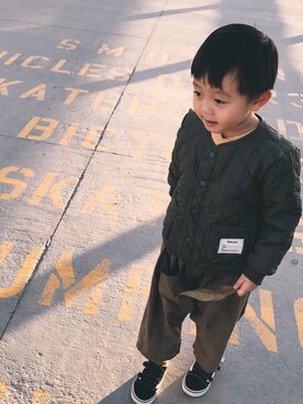 「no brand（ノーブランド）のアイテム（ノーカラージャケット）」を使った、Dino Dさん（キッズ・74cm）の秋コーディネート
