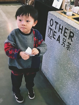 「MoL（モル）のアイテム」を使った、Dino Dさん（キッズ・74cm）の冬コーディネート