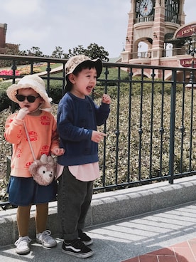 「MoL（モル）のアイテム」を使った、Dino Dさん（キッズ・74cm）の春コーディネート