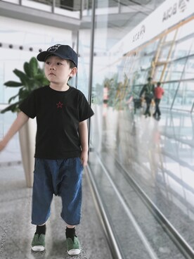 「no brand（ノーブランド）のアイテム（チノパンツ）」を使った、Dino Dさん（キッズ・74cm）の夏コーディネート