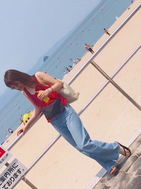 「URBAN RESEARCH（アーバンリサーチ）のアイテム（ビーチサンダル）」を使った、な つ みさん（レディース・170cm）の夏コーディネート