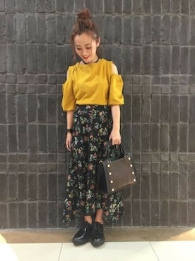 「オープンショルダー」｜「アイテム（その他シューズ）」を使った、JEANASIS 柏マルイ店STAFFさん（レディース・152cm）の夏コーディネート