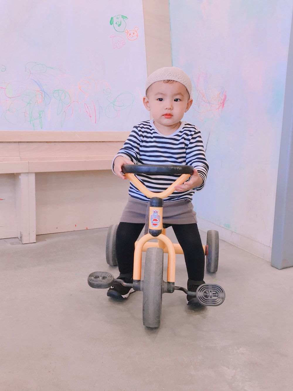 「キッズコーデ、カジュアルコーデ、おんなのこコーデ、女の子、女の子コーデ、おんなのこ、1歳、ベビーコーデ、どんぐり帽」｜「UNIQLOのアイテム（Tシャツ/カットソー、その他）」を使った、Aoさん（キッズ・70cm）の夏コーディネートの1枚目の写真