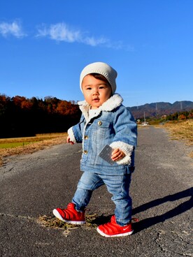 「babygap」｜「アイテム（デニムジャケット）」を使った、Yu☺︎さん（キッズ・80cm）の冬コーディネート