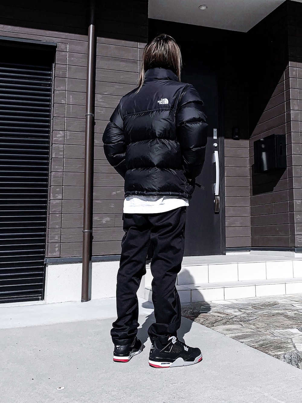 「年末WEAR感謝祭、冬コーデ、アウター、ダウンジャケット、ヌプシ、ブラックコーデ、スニーカー、THE NORTH FACE、Jordan、NIKE」｜「THE NORTH FACEの(THE NORTH FACE)ショートヌプシジャケット（ダウンジャケット/コート、ブラック系）」を使った、Yu☺︎さん（レディース・150cm）の冬コーディネートの1枚目の写真