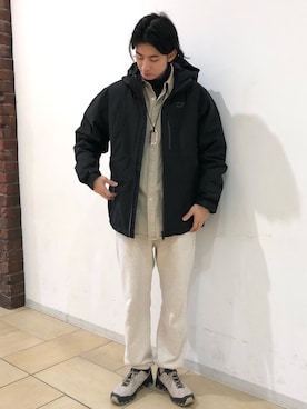 「B:MING by BEAMS（ビーミングバイビームス）のアイテム（シャツ/ブラウス）」を使った、Naoki Shuzuiさん（メンズ・178cm）の冬コーディネート
