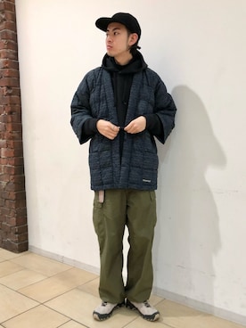 「BEAMS PLUS（ビームスプラス）のアイテム（パンツ）」を使った、Naoki Shuzuiさん（メンズ・178cm）の冬コーディネート