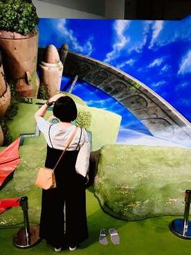 「アイテム（チューブトップ、ブルー系）」を使った、Jill Chenさん（レディース・158cm）の春コーディネート