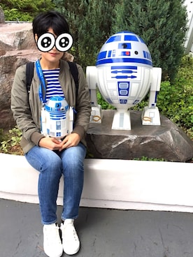 「ディズニーランド」｜「アイテム（MA-1）」を使った、いとうさん（レディース・161cm）の春コーディネート