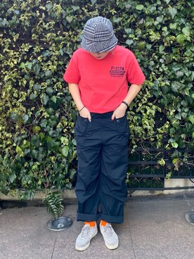 「AVIREX（アヴィレックス）のエンブロイダリー ティーシャツ 刺繍/ EMBROIDERED T-SHIRT（Tシャツ/カットソー）」を使った、スーさん（レディース・162cm）の冬コーディネート