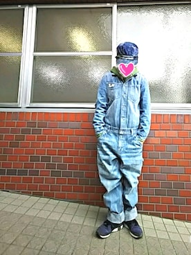 「CUBE SUGAR（キューブシュガー）のアイテム（つなぎ/オールインワン）」を使った、ちえぞうさん（レディース・156cm）の春コーディネート