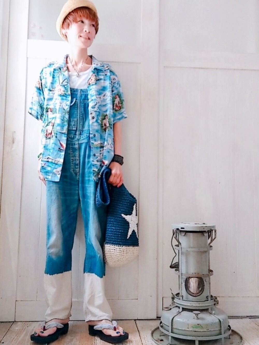 「お祭り、アロハシャツ、青フェス2018、むぎわら帽子、GU、サロペット、下駄、ジェンダーレス部、WEAR昭和部、瀬文持ち」｜「セレクトショップのアイテム（ハット、ベージュ系）」を使った、ずんちゃ🌞さん（レディース・163cm）の春コーディネートの1枚目の写真