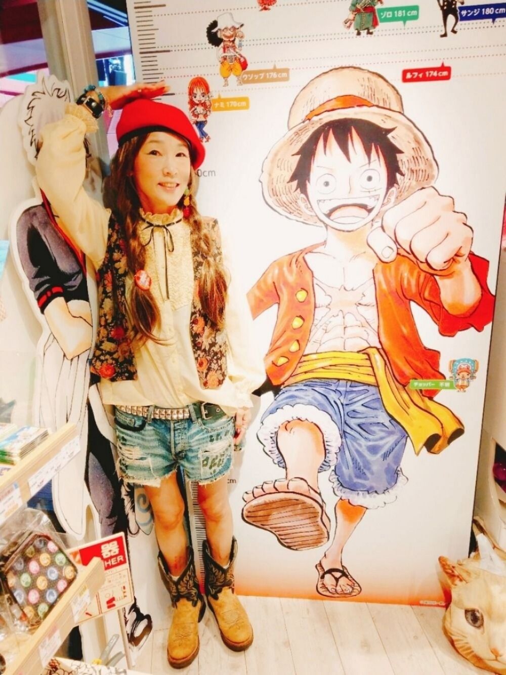 「ベレー帽、旅行、古着、レトロ、トニーラマ、ベスト、ジェンダーレス部、WEAR昭和部、我が道をゆく隊」｜「PUNYUSのパイピングベレー帽（ハンチング/ベレー帽、レッド系）」を使った、ずんちゃ🌞さん（レディース・163cm）の秋コーディネートの1枚目の写真