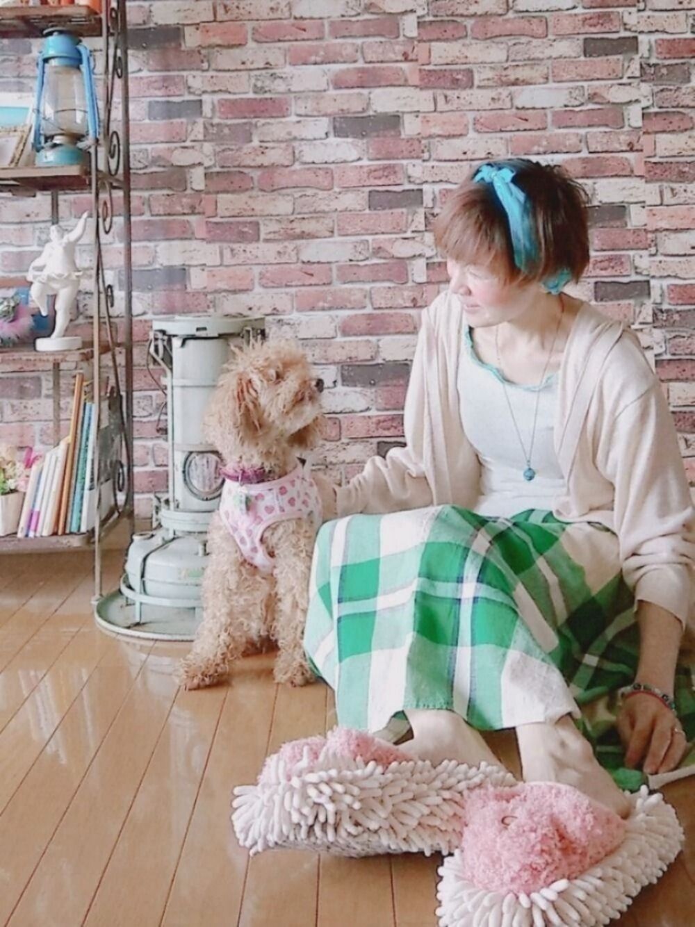 「SM2、オシャレウォーカー、バンダナ、愛犬、スリッパ、好きな服を着隊、我が道をゆく隊、ジェンダーレス部、WEAR昭和部」｜「龍ちゃんクリソツ🙈🙈💖💖のアイテム（ルームシューズ/スリッパ、ブラウン系）」を使った、ずんちゃ🌞さん（レディース・163cm）の夏コーディネートの1枚目の写真