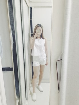 cat  on a logさんのコーディネート