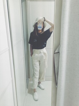 cat  on a logさんのコーディネート