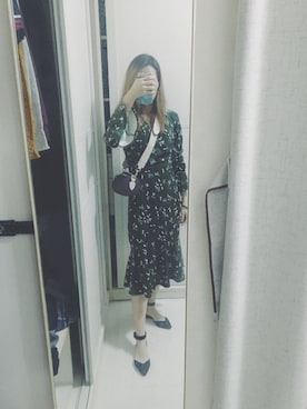 cat  on a logさんのコーディネート