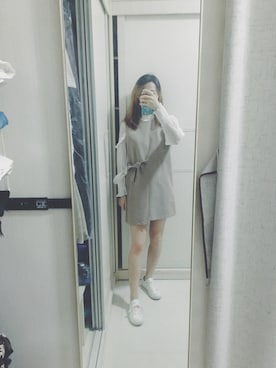 cat  on a logさんのコーディネート