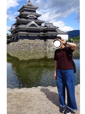 「DOUBLE NAME（ダブルネーム）のフリンジデニムワイドパンツ（デニムパンツ）」を使った、みっきーさん（レディース・163cm）の秋コーディネート