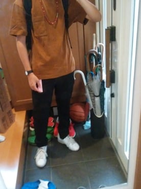 「UNIQLO Tシャツ」｜「アイテム（シューズ）」を使った、TATSUさん（メンズ・168cm）の夏コーディネート