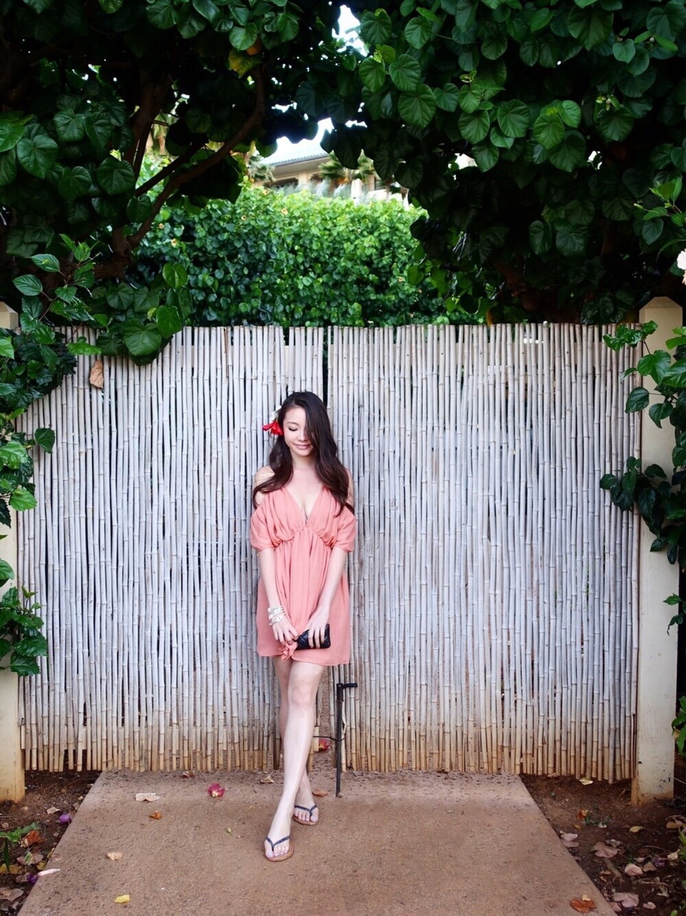 「AnthroStyle、hawaii、resort、spring、dress、girl、Cute、pretty、casual、contest」｜「THE JETSET DIARIESのThe Jetset Diaries Vierna Crochet High-Neck Romper（ワンピース、ピンク系）」を使った、SKさん（レディース・168cm）の春コーディネートの1枚目の写真