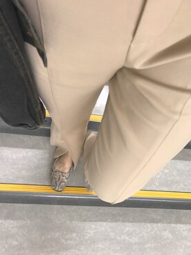 「スリット」｜「アイテム（デニムジャケット）」を使った、みわさん（レディース・163cm）の春コーディネート