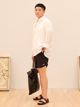 「ISSEY MIYAKE（イッセイミヤケ）のIssey Miyake Men Shadow-Striped Cotton-Seersucker Shirt（シャツ/ブラウス）」を使った、Kevin.Cさん（メンズ・173cm・30代）の夏コーディネート